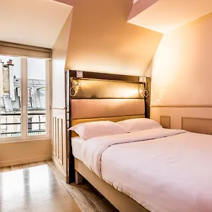 District Republique Hotel
